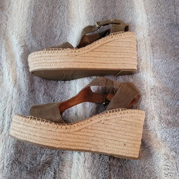 Franco Sarto Espadrille Wedge sandals NWOT SIZE 9.5