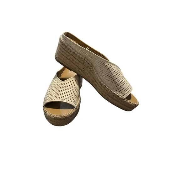 Franco Sarto Paige 2 Womens Platform Beige Perforated Peep-Toe Sandals Size 7.5