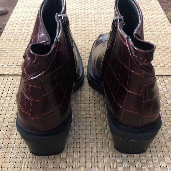Franco Sarto Fina Croc Embossed Western Ankle Boots Mahogany Size 5