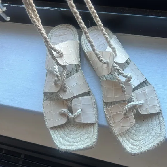 Freda Salvador EUC Sz 7 Women's Lucy Espadrille Ankle Tie Sandals