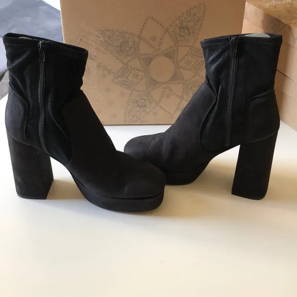Free People Black leather Suede Platform Boots