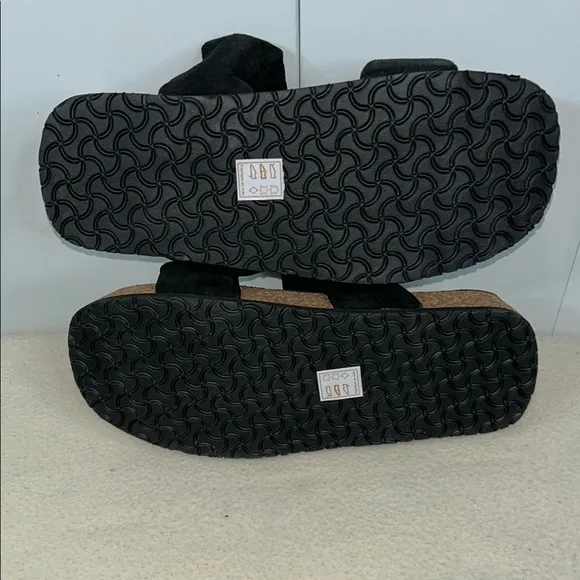 Free People Black Suede Platform Sandals (S5!