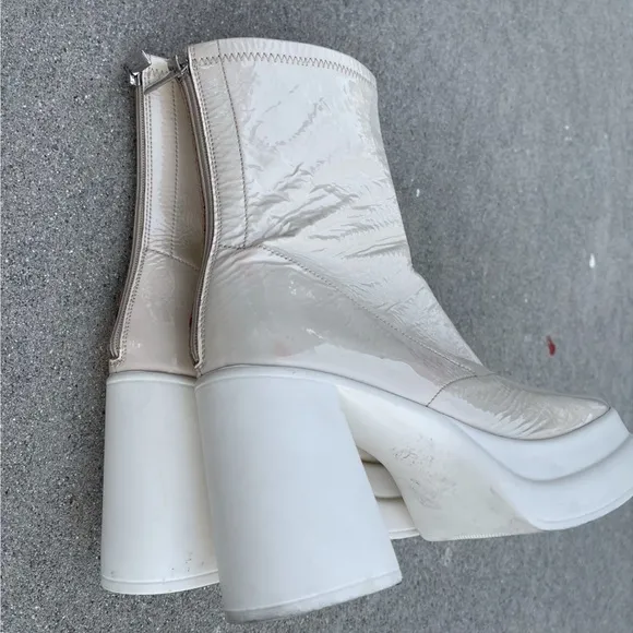 Free people double stack platform patent leather boots 39.5 Y2K retro 60s go go