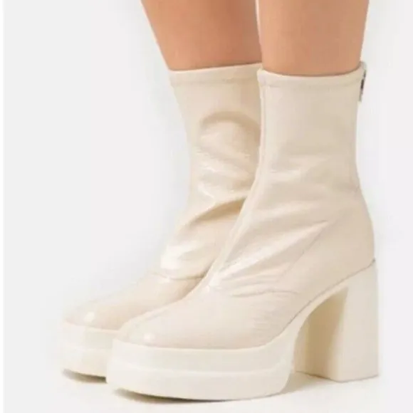 Free people double stack platform patent leather boots 39.5 Y2K retro 60s go go