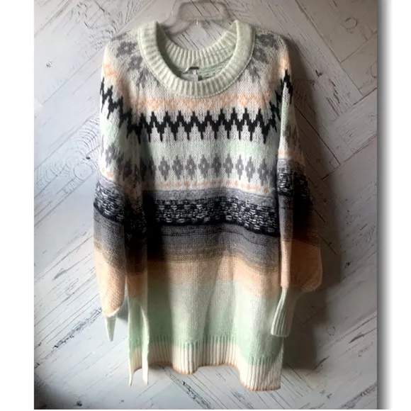 {Free People}  Frozen Forest Tunic Sweater NWT
