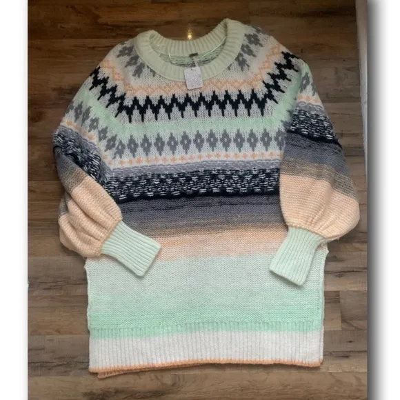 {Free People}  Frozen Forest Tunic Sweater NWT