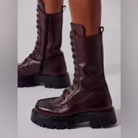 Free People Jones Lug Sole Lace Up Boots Black Cherry Size 8 NEW