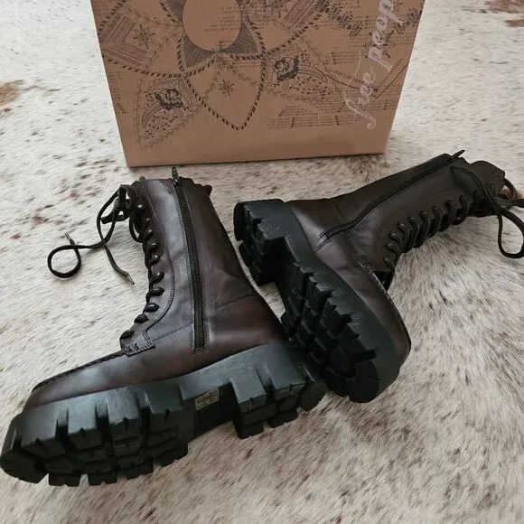 FREE PEOPLE Jones Lug Sole Lace Up Platform Leather Boots Hot Fudge Size 7.5 NEW