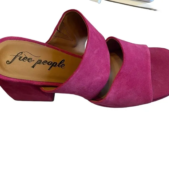 Free People - Love is Everywhere Suede Platform Fuchsia Fantastic Size 41 -NWOT