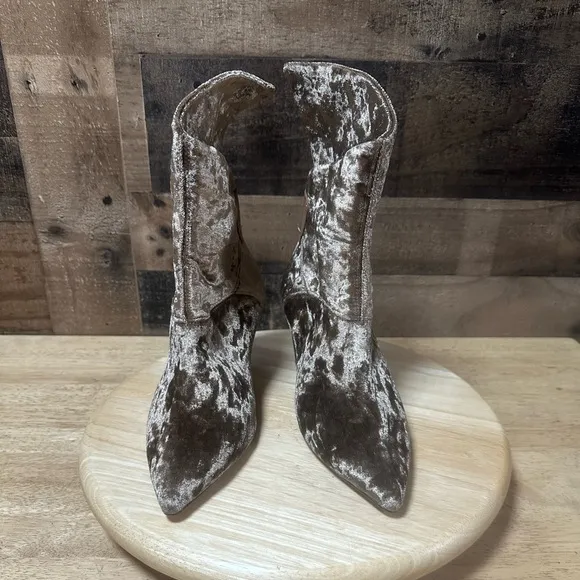 Free People Moonlight Brown/Gold Crushed Velvet Asymmetrical Boots Size 37 (6.5)