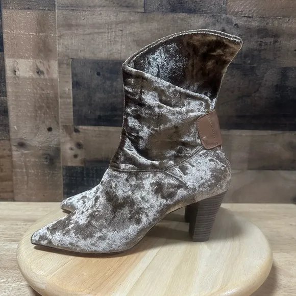 Free People Moonlight Brown/Gold Crushed Velvet Asymmetrical Boots Size 37 (6.5)