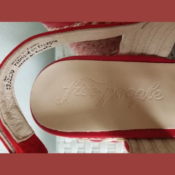 Free People NWOT Dolce Red Woven Platform Sandals Sz 8 or EU 38