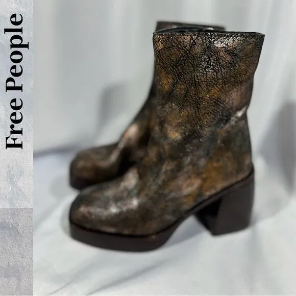FREE PEOPLE RUBY PLATFORM BOOTS IN METALLIC MEDLEY NWT SIZE 6