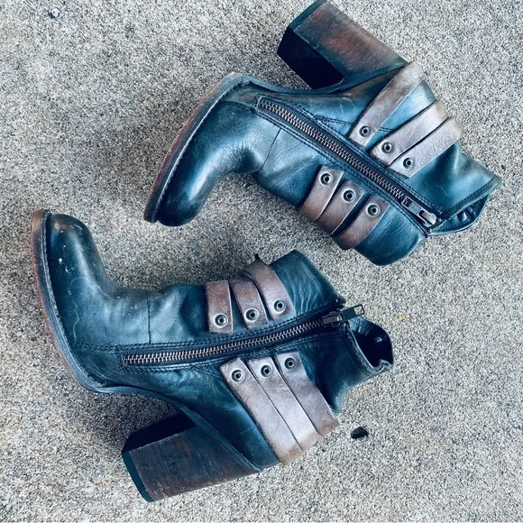 FREEBIRD | Blaze Black &amp; Brown Leather Distressed Boots Booties Cognac 7
