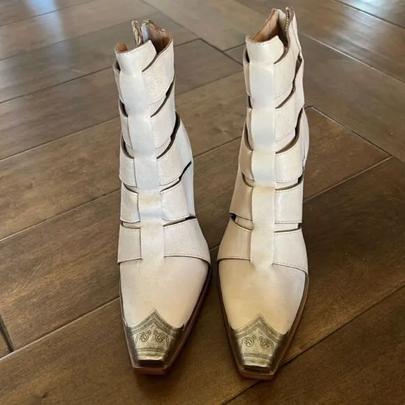 Free People Brayden Fisherman Boot White Ivory EU 40 US 10