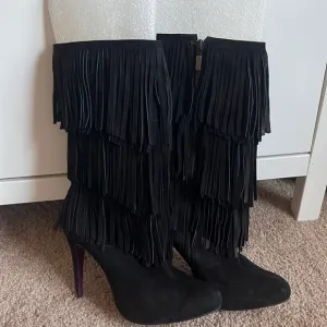 Fringe Platform Boots