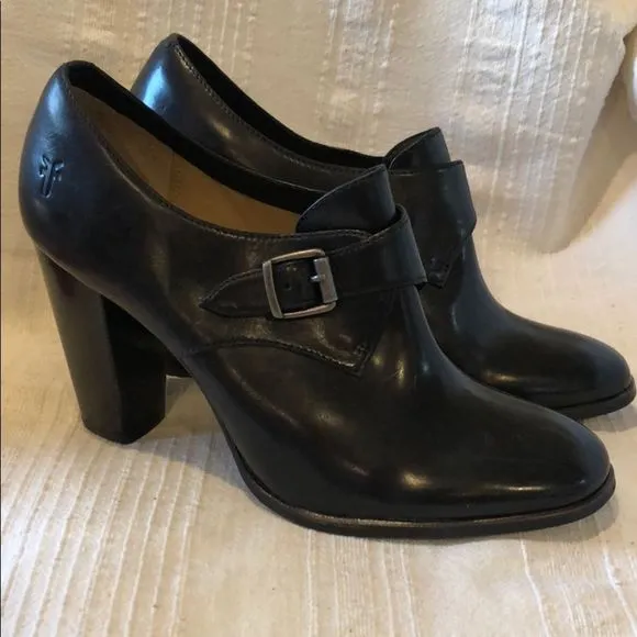 Frye Ankle Boots Leather size 10