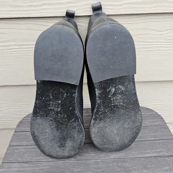 Frye Anna Chelsea Black Leather Boots Pull On Low Heel Shoes Women's Size 8