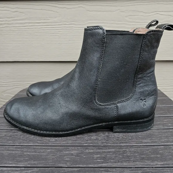 Frye Anna Chelsea Black Leather Boots Pull On Low Heel Shoes Women's Size 8