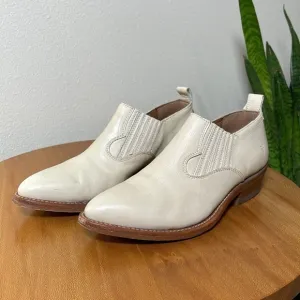 Frye Billy Leather Shootie Bootie Size 7 1/2 Bone White Cream Pointy Ankle Boot