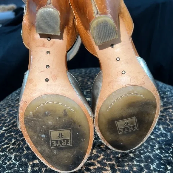 FRYE chunky heel shoes. Skyler seam. Size 7 1/2