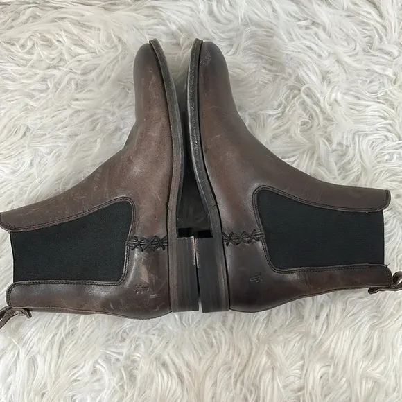 FRYE MELISSA CHELSEA Pull Up Leather Boots Size 7.5
