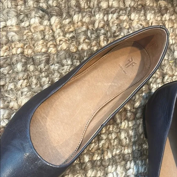 Frye Sienna Ballet Flats Leather Womens Shoes Pointy Toe Size 8