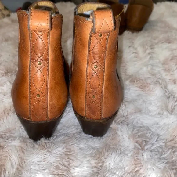 Frye Tan Chelsea Boots with Elastic Panels