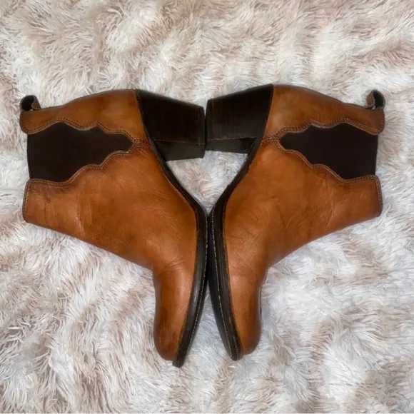 Frye Tan Chelsea Boots with Elastic Panels