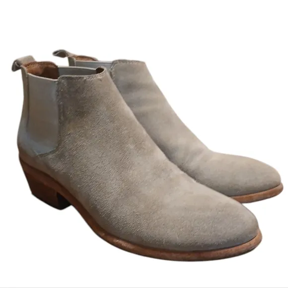 Frye Tan Suede Ankle Boots Block Heel Booties Size 7