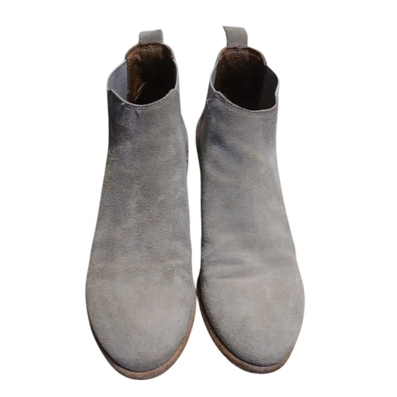 Frye Tan Suede Ankle Boots Block Heel Booties Size 7