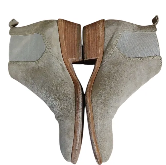 Frye Tan Suede Ankle Boots Block Heel Booties Size 7