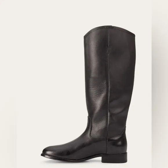 FRYEMELISSA BUTTON 2 BOOTS size 8.5