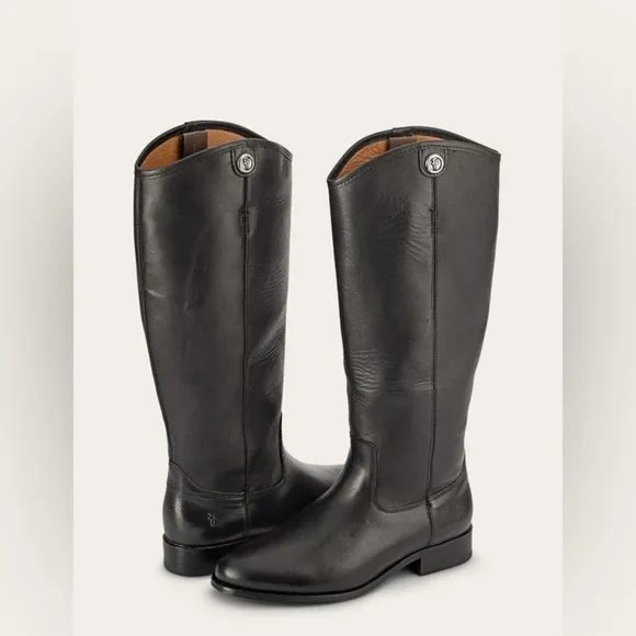 FRYEMELISSA BUTTON 2 BOOTS size 8.5