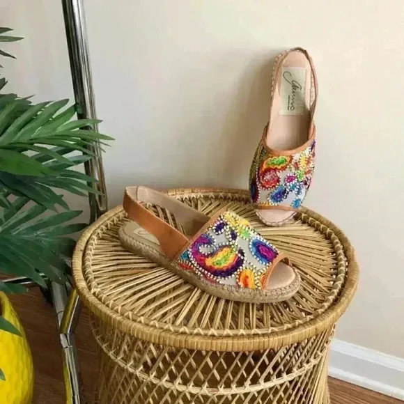 Gaimo Multicolor Embroidered Espadrille Sandals 39