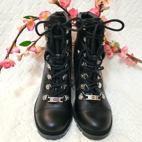 🍃⚘️GBG Los Angeles Guess Combat Boots