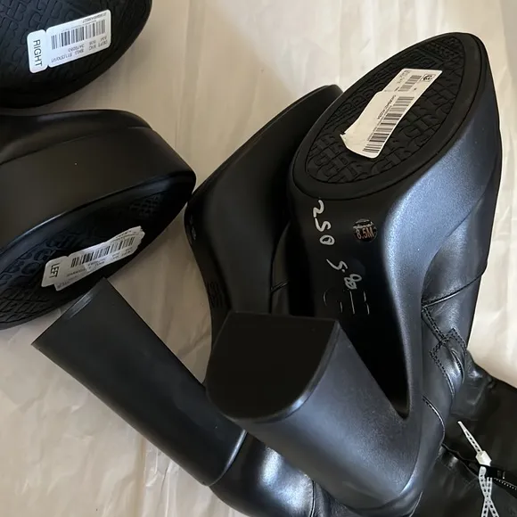 GBLevi Tate Leather Platform Mid Boots