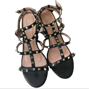 G.C. Shoes Rockstuds Block Heel Gladiators Sandals size 9 NWOT