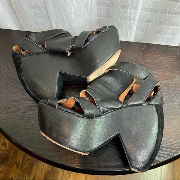 Gee Wawa Shannon Platform Wedge Sandals  9
