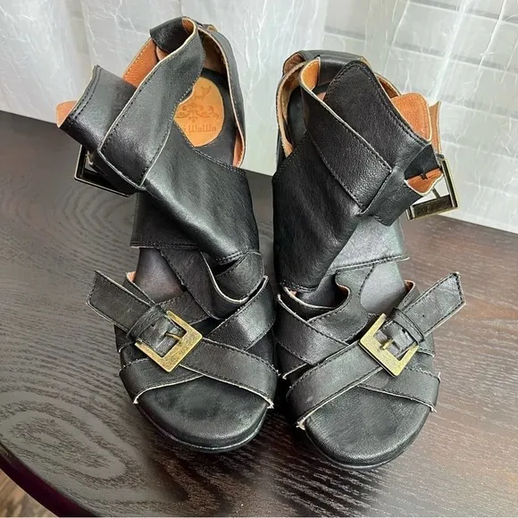 Gee Wawa Shannon Platform Wedge Sandals  9