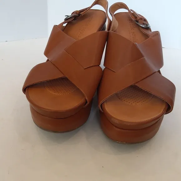 Gentle souls brown leather wedge platform sandals