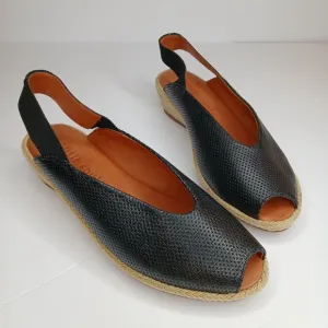 Gentle Souls By Kenneth Cole Luci Leather Peep Toe Sling Back Shoes Size 7.5