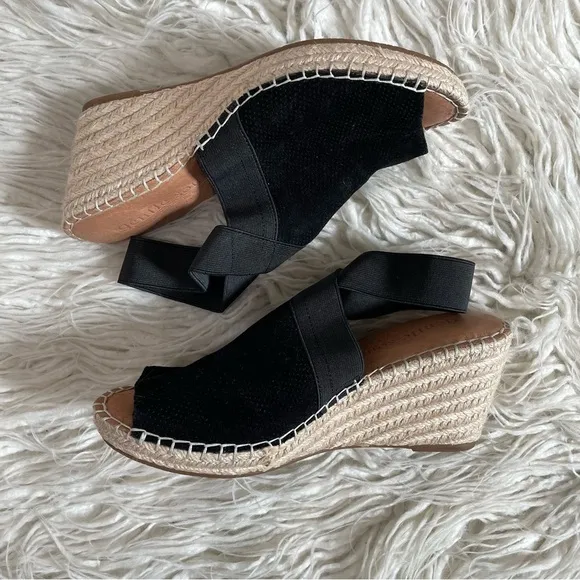 Gentle Souls Kenneth Cole Black Peep Toe Espadrille Wedge Colleen Sandal Sz 8.5