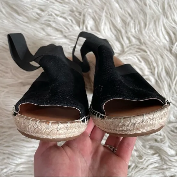 Gentle Souls Kenneth Cole Black Peep Toe Espadrille Wedge Colleen Sandal Sz 8.5