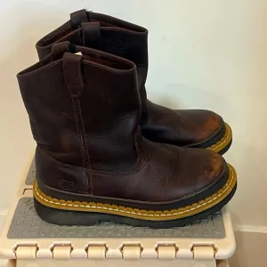 Georgia Kids' Little Georgia Giant Wellington brown boots size 4