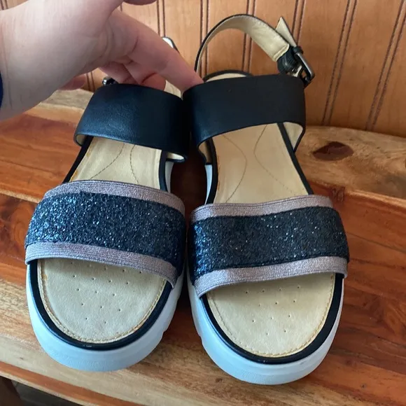 Geox respira strappy platform white sidewalk leather glitter sandals. Sz 39