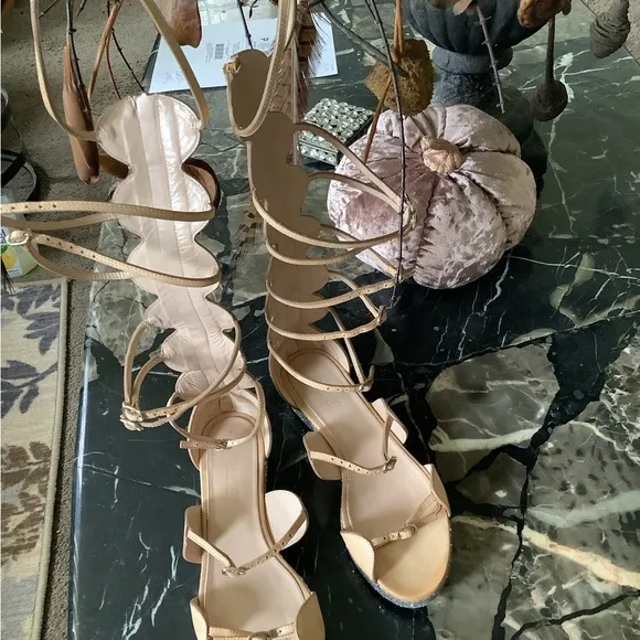 Giambattista Valli Nude leather tall gladiator wedge glitter sandals size 8.5