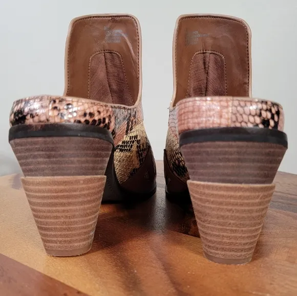 Gianni Bini Leather Western Mules Snakeskin Patterned Size 8 Cowboy Pointed Toe