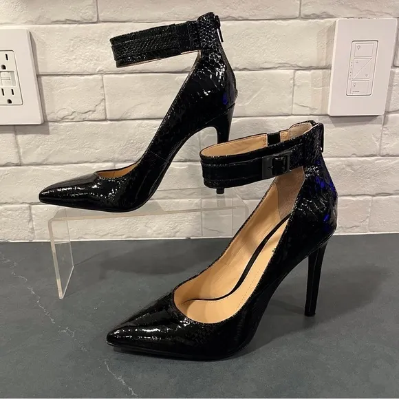 Gianni Bini sz 7.5 black patent leather high ankle strappy stiletto heels