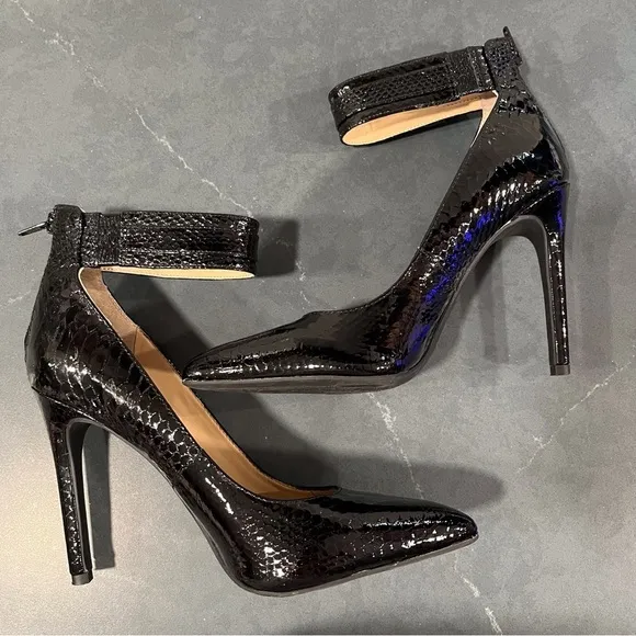 Gianni Bini sz 7.5 black patent leather high ankle strappy stiletto heels